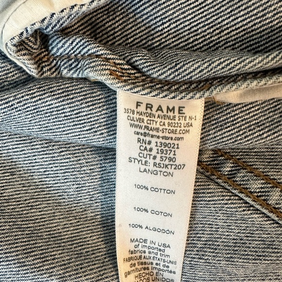 FRAME Blue Denim Jacket. Puffed shoulder. Super cute! - Picture 5 of 6